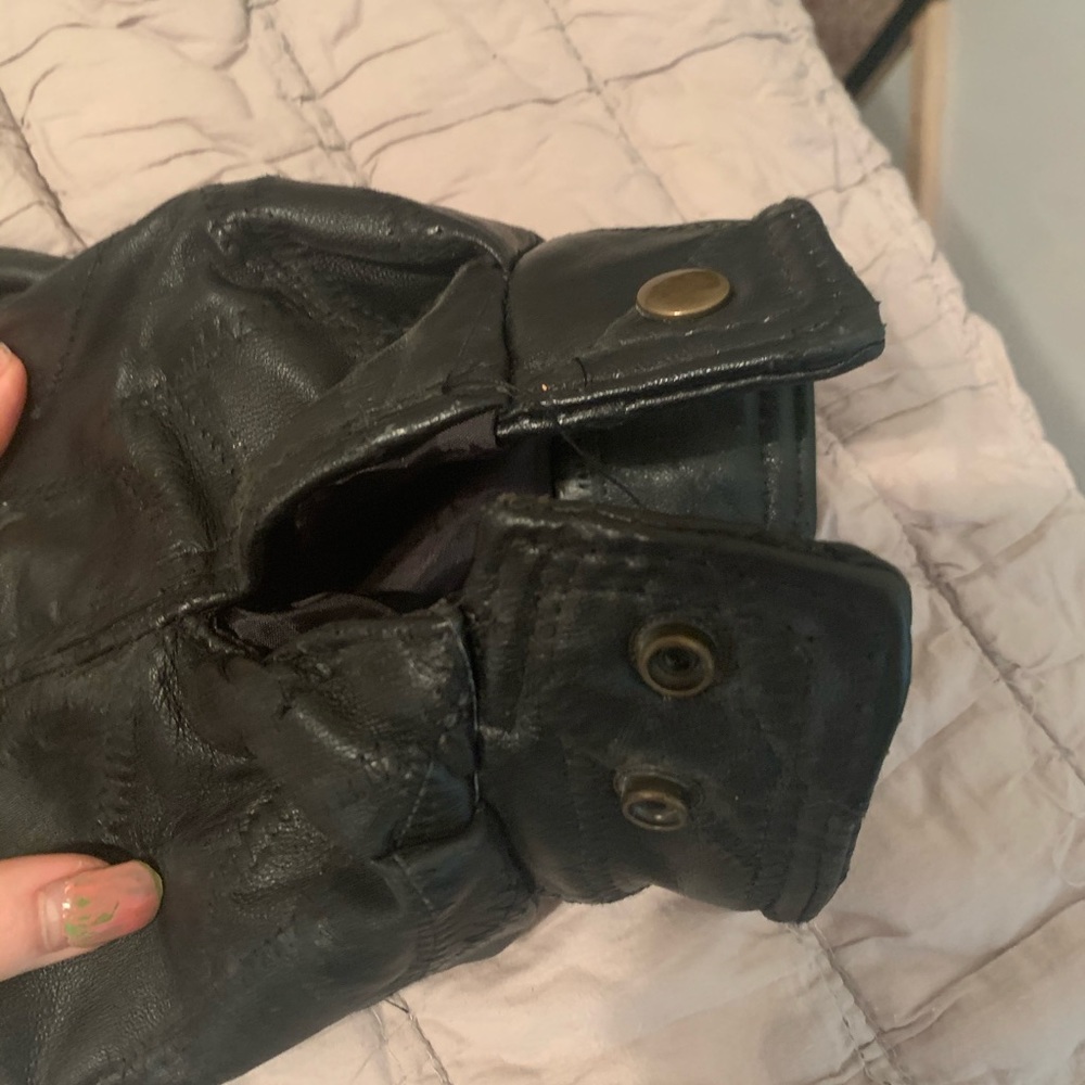 leather jacket - Picture 7 of 7